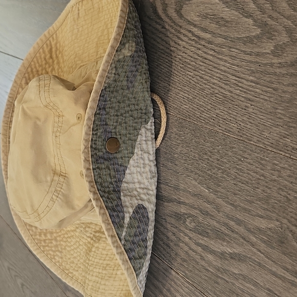 Wide brimed hat for little kids - Picture 4 of 5